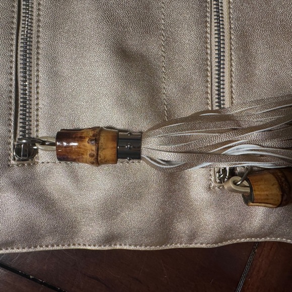 Sorial New York Gold Crossbody Bag Tassel Adjustable Strap Handbag Purse - Picture 3 of 9